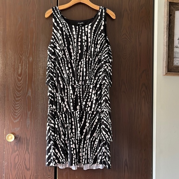 Notations black/white dotted dress - Picture 1 of 7